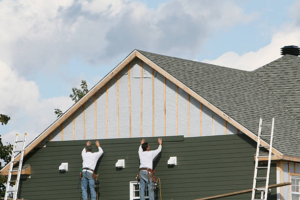 Professional Emergency Siding Repair technician working in Port Royal, VA